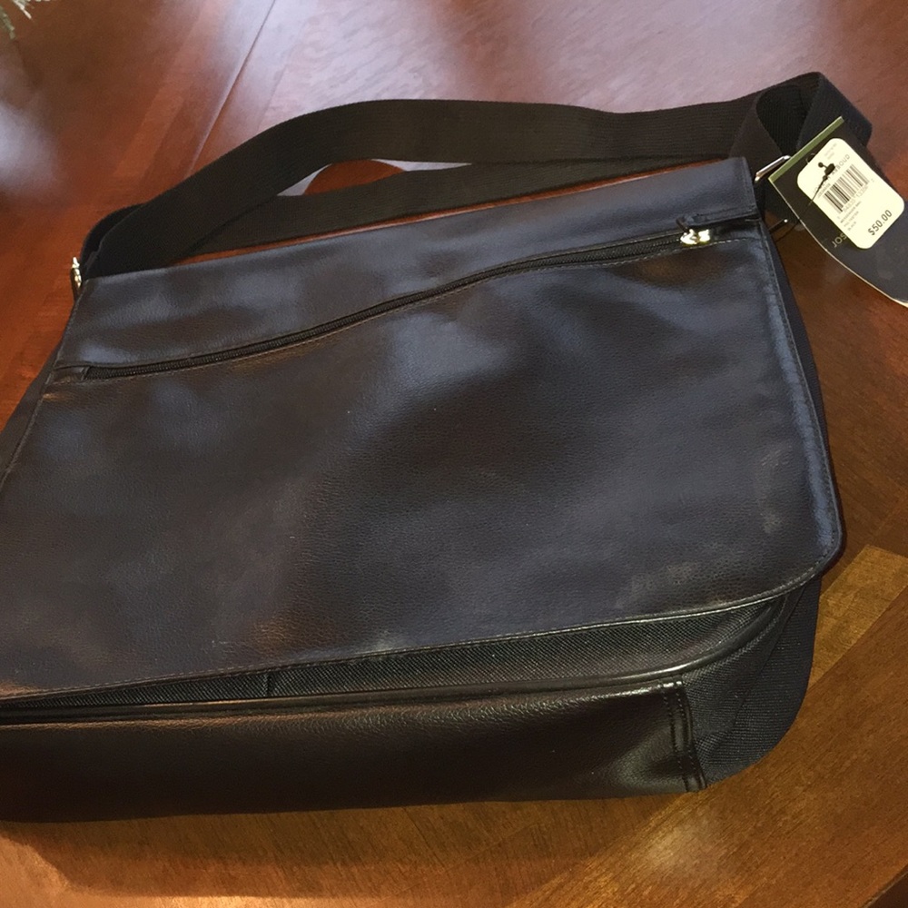 Joseph Abboud messenger bag NWT